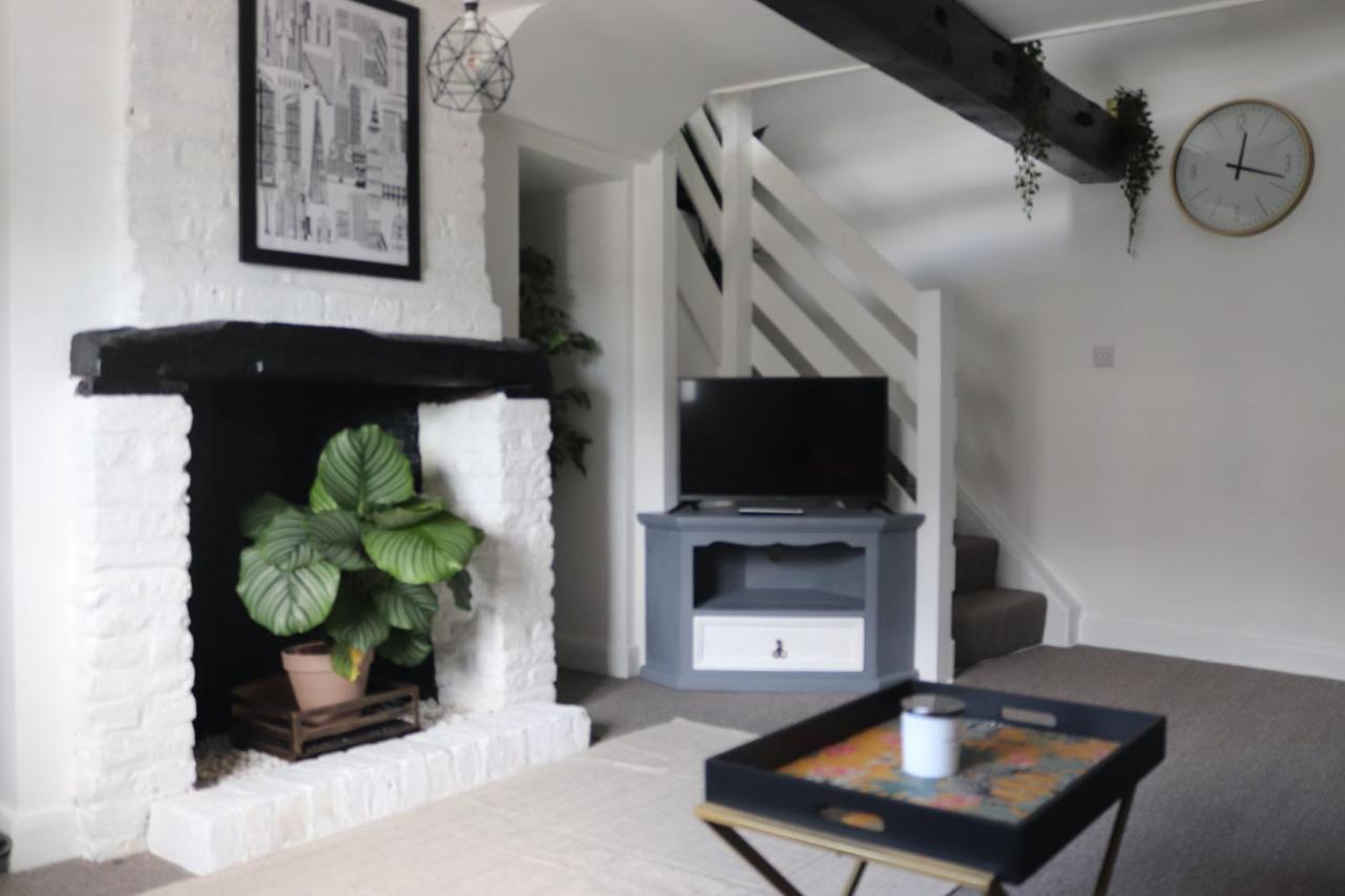 וואר Grade I Listed Luxury Apartment In Hertfordshire מראה חיצוני תמונה